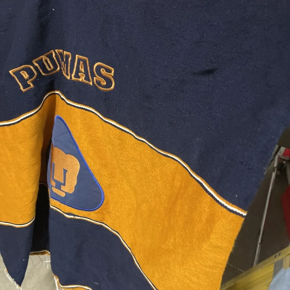 Pumas Soccer Sport Poncho One Size